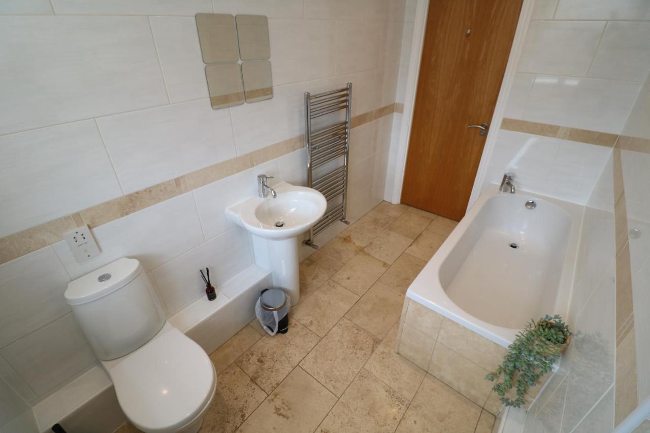 Luxury Spacious 2 Bed Apartment Free Ample Parking 선덜랜드 외부 사진
